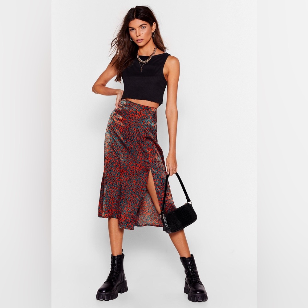 Leopard Print Midi Skirt w/ Slit